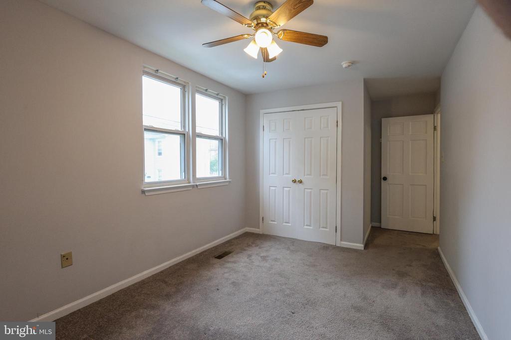 200 FORD 1ST FLOOR