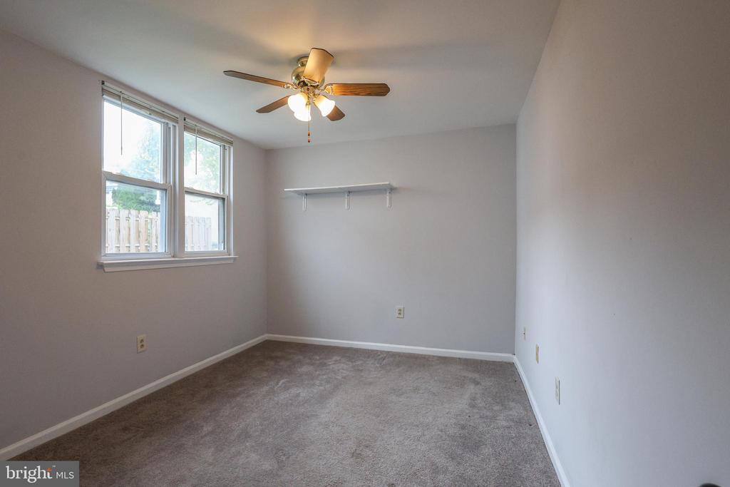 200 FORD 1ST FLOOR