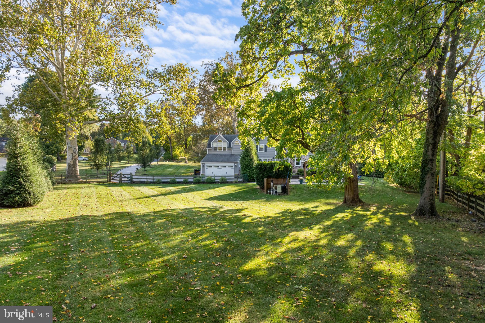 1141 LAFAYETTE ROAD
