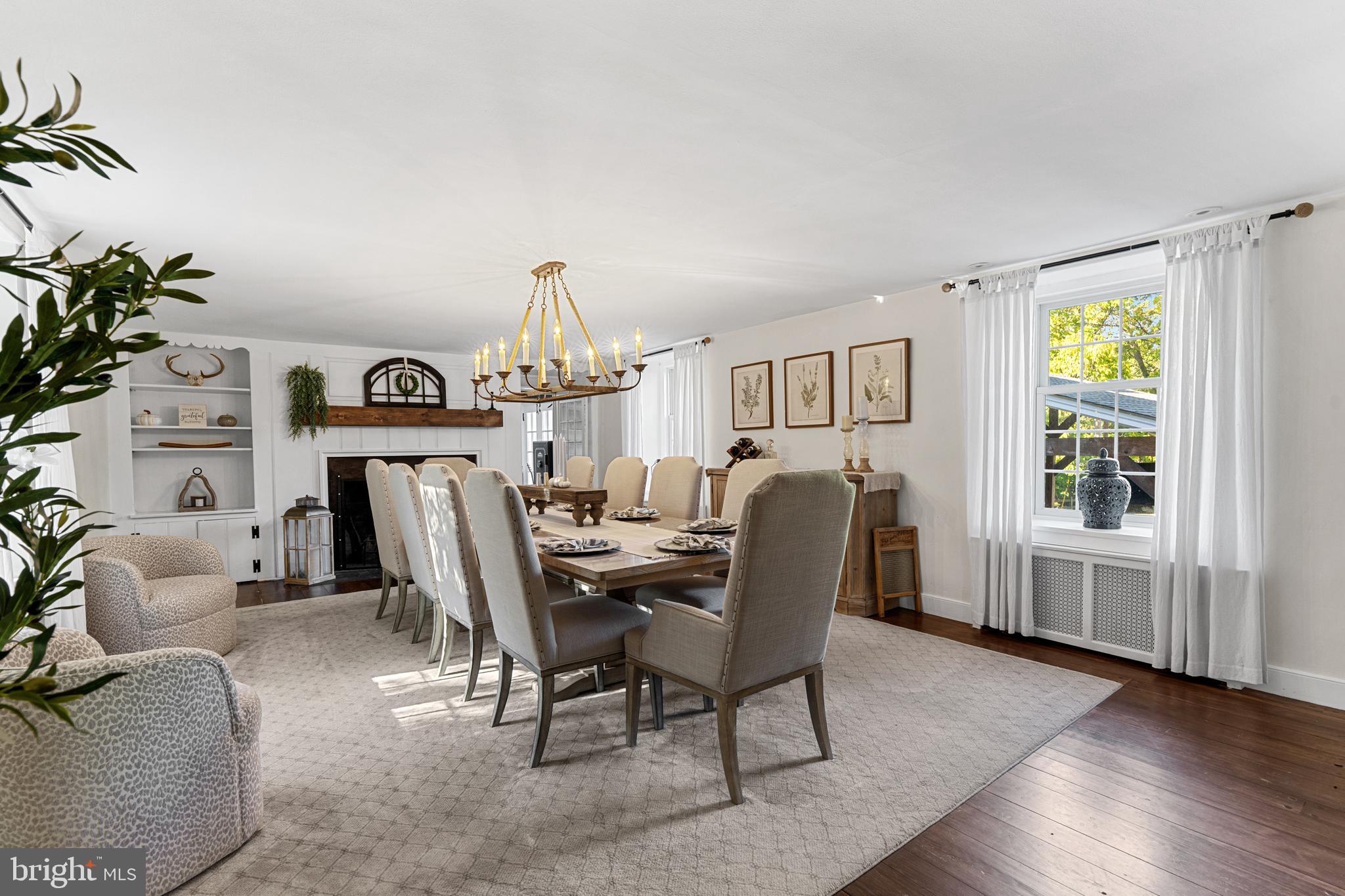 1141 LAFAYETTE ROAD