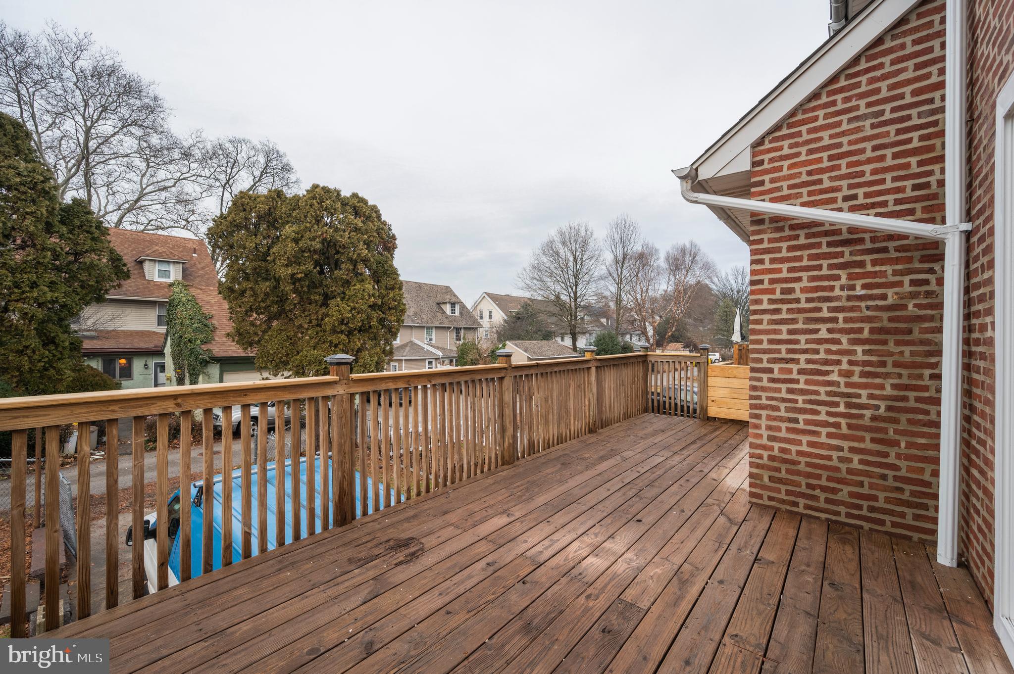156 EDGEMONT AVENUE