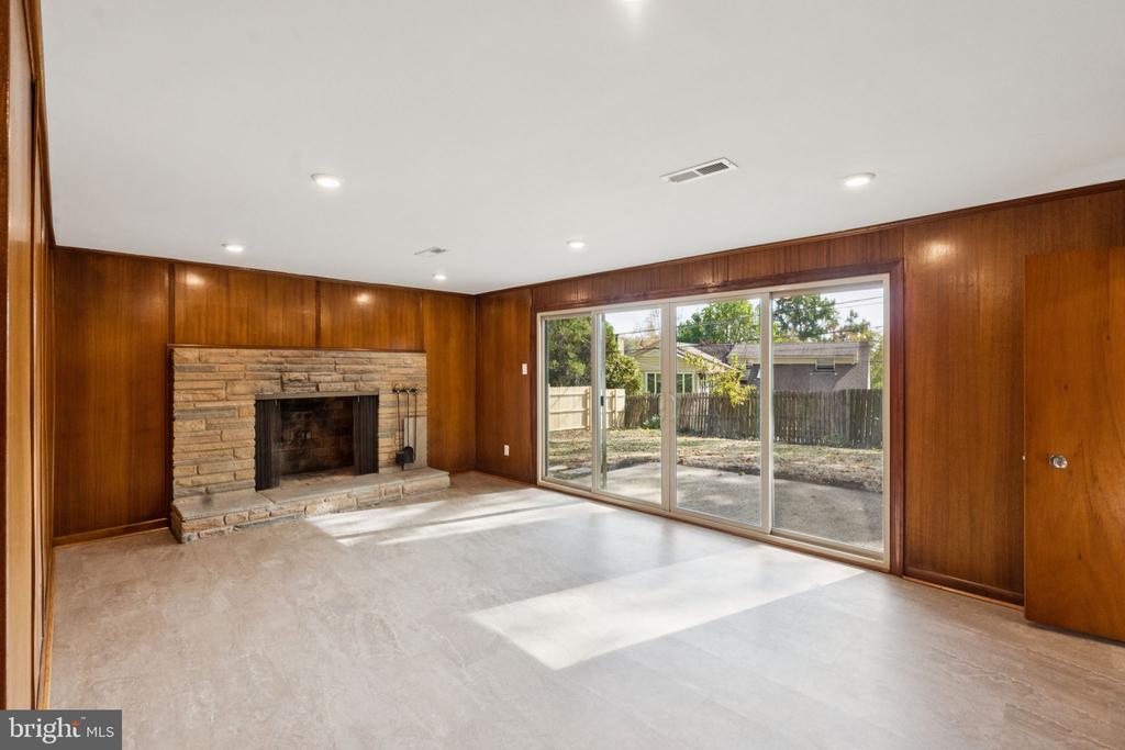 1234 REMINGTON ROAD