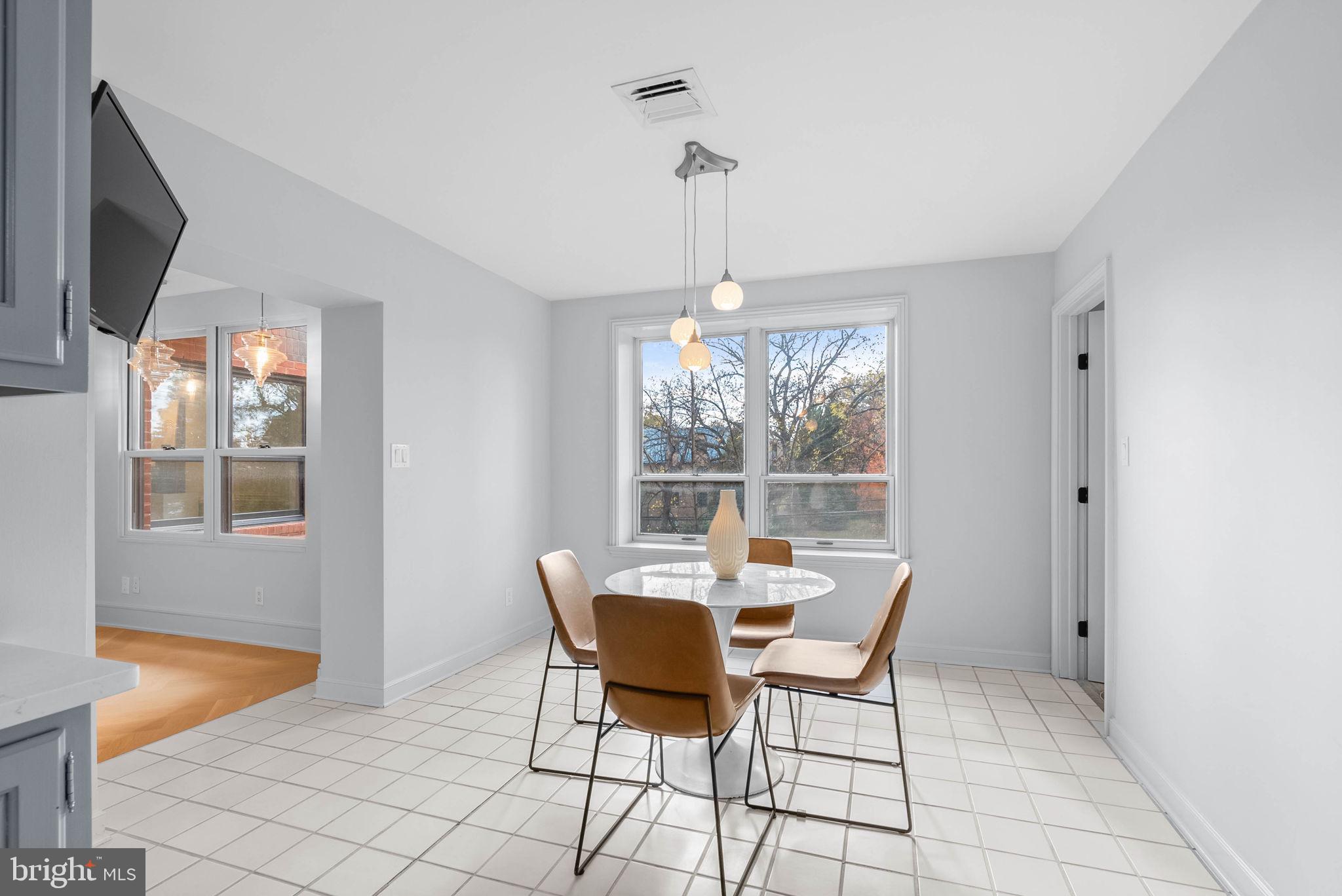 101 CHESWOLD LANE 2-F