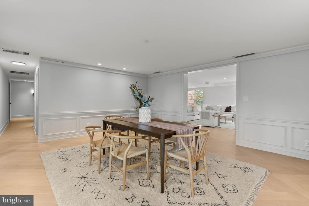 101 CHESWOLD LANE 2-F