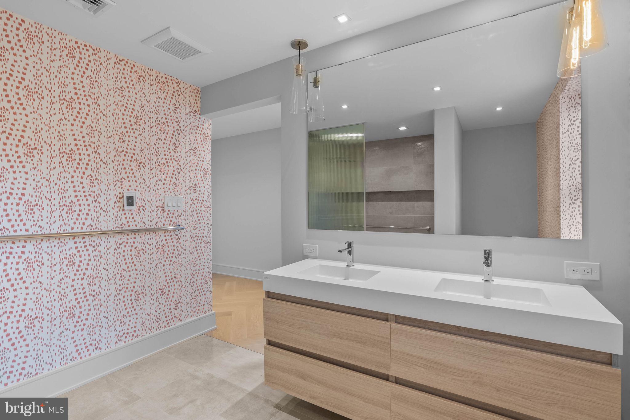 101 CHESWOLD LANE 2-F