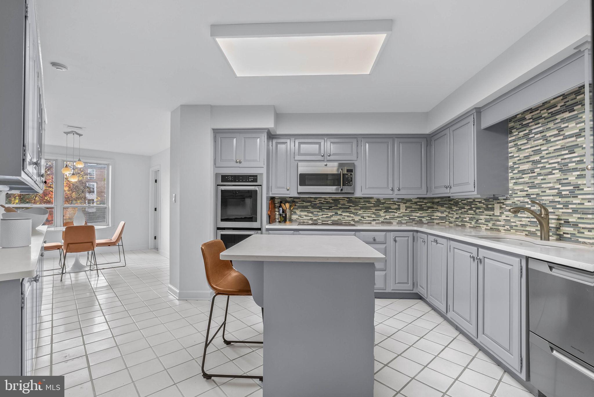 101 CHESWOLD LANE 2-F