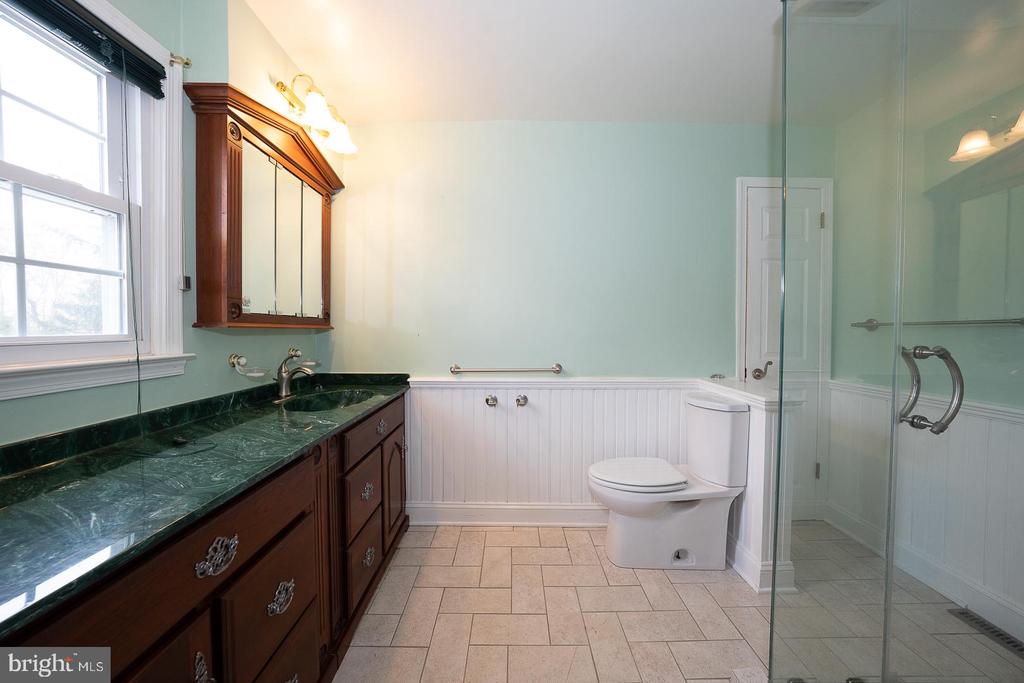 1215 CLUB HOUSE ROAD