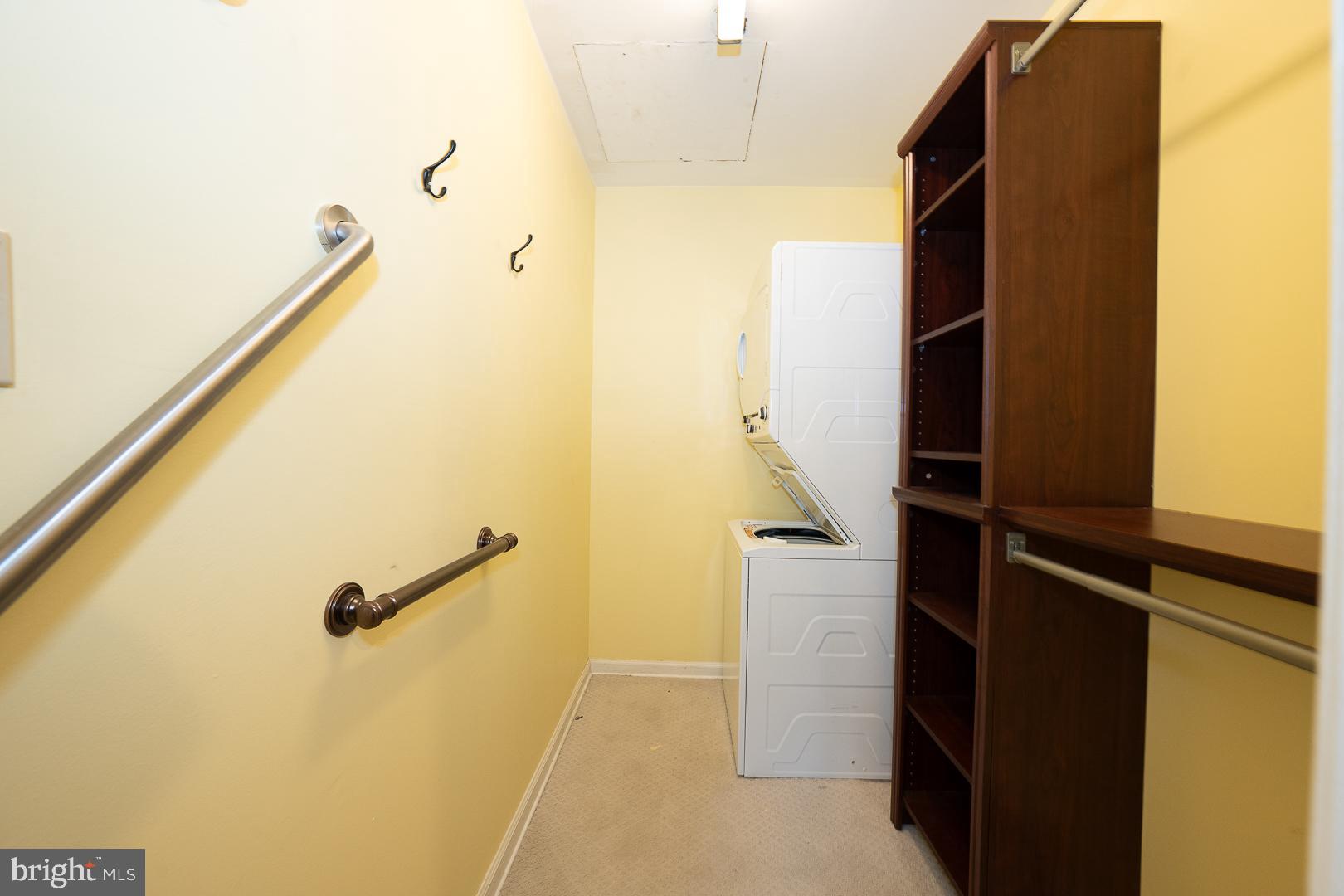 1215 CLUB HOUSE ROAD