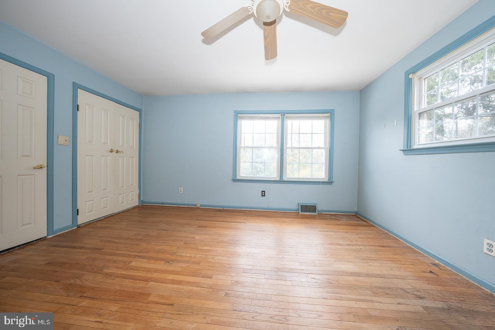 1215 CLUB HOUSE ROAD