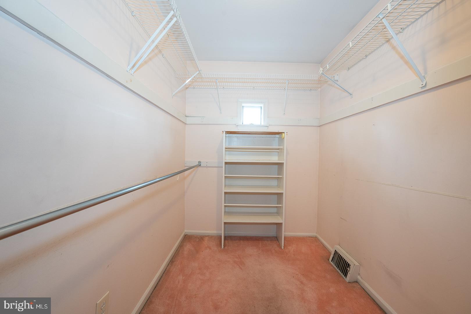 1215 CLUB HOUSE ROAD