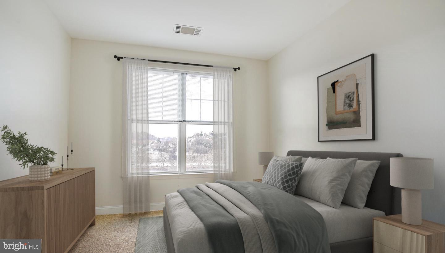 200 W ELM STREET 1418