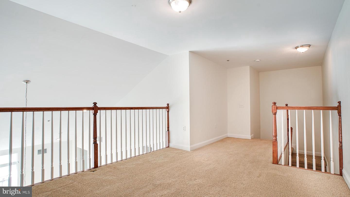 200 W ELM STREET 1418