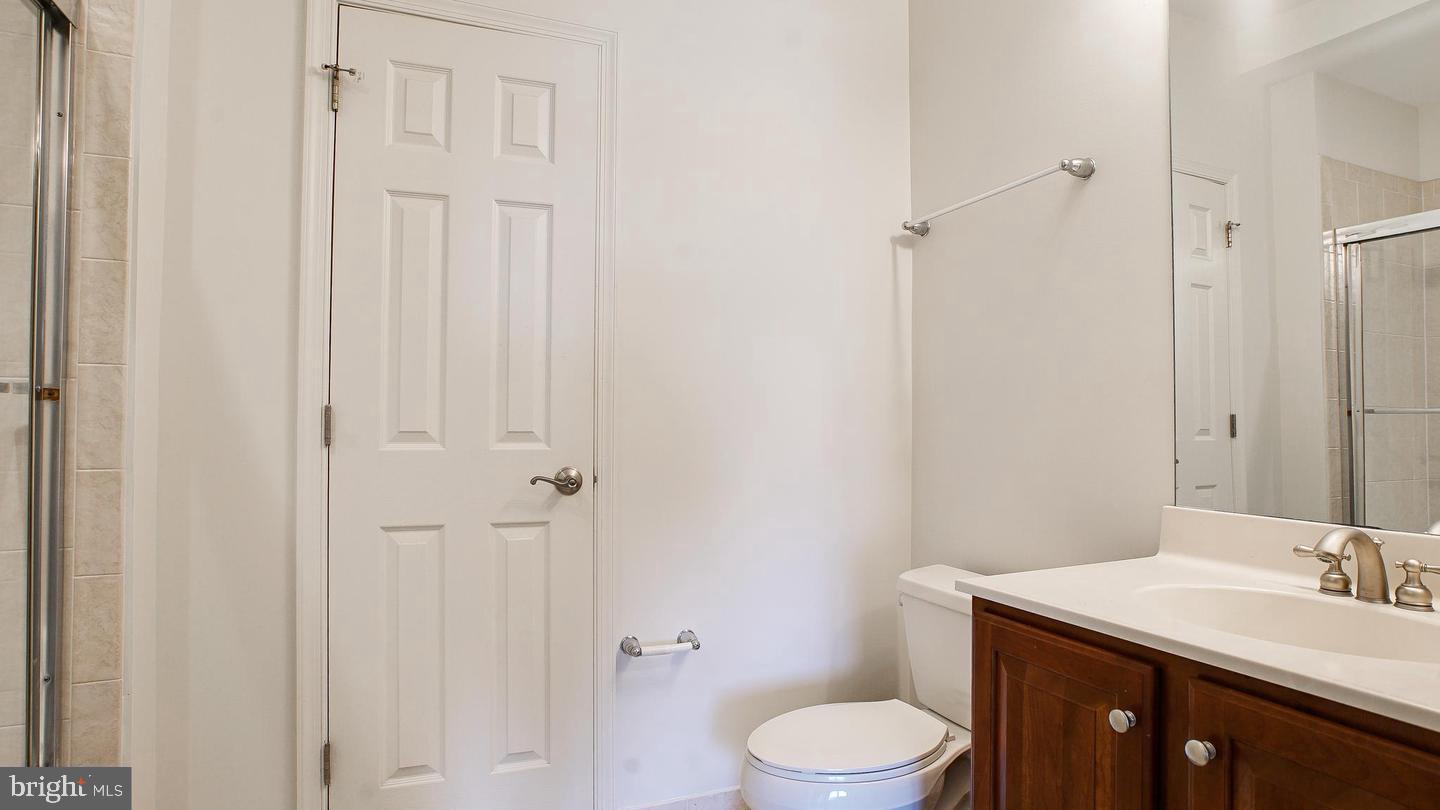 200 W ELM STREET 1418