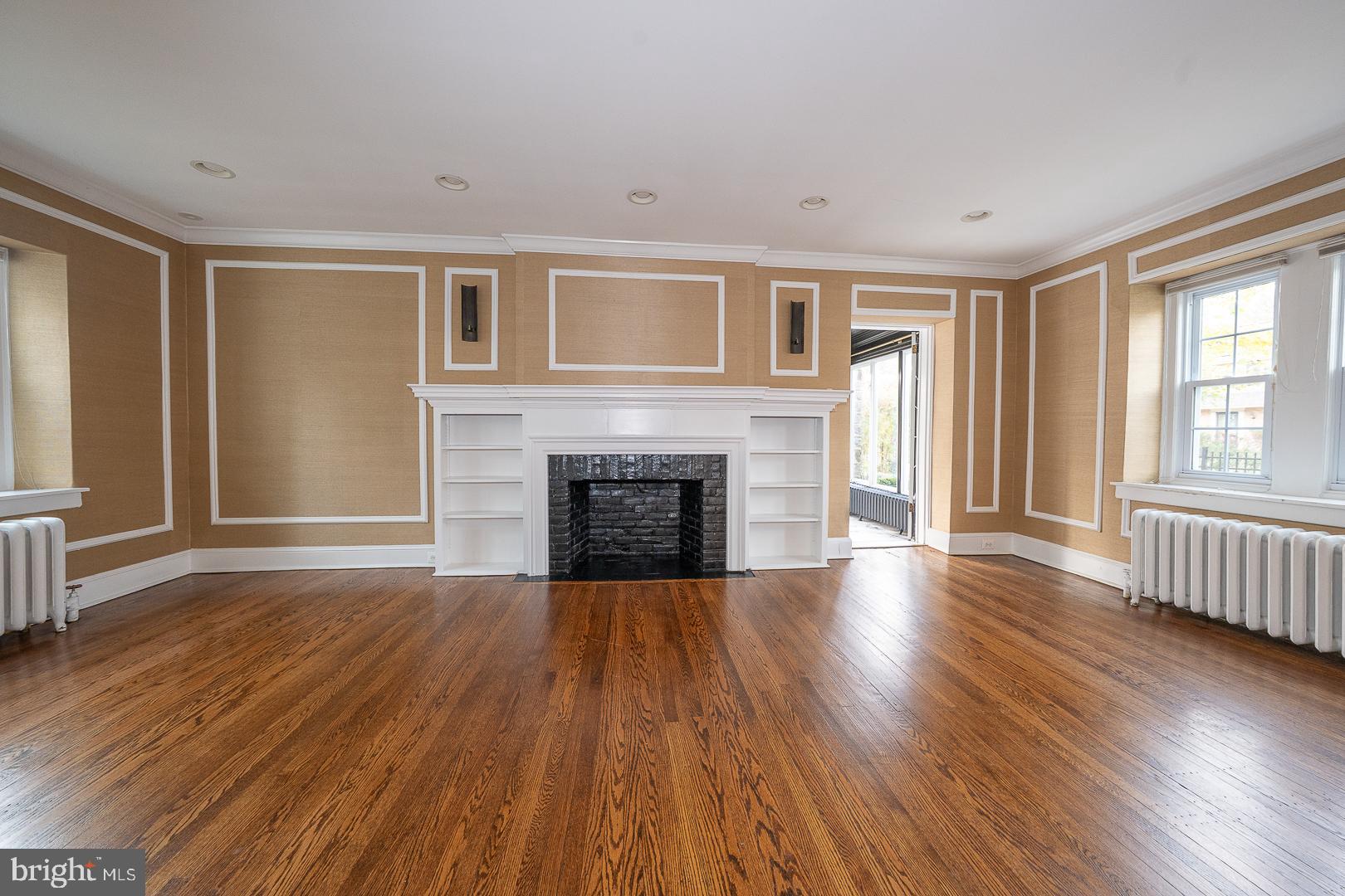 24 N HIGHLAND AVENUE