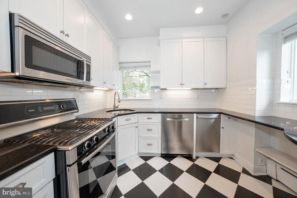 24 N HIGHLAND AVENUE