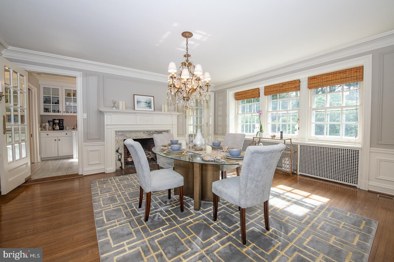 700 HAZELHURST AVENUE