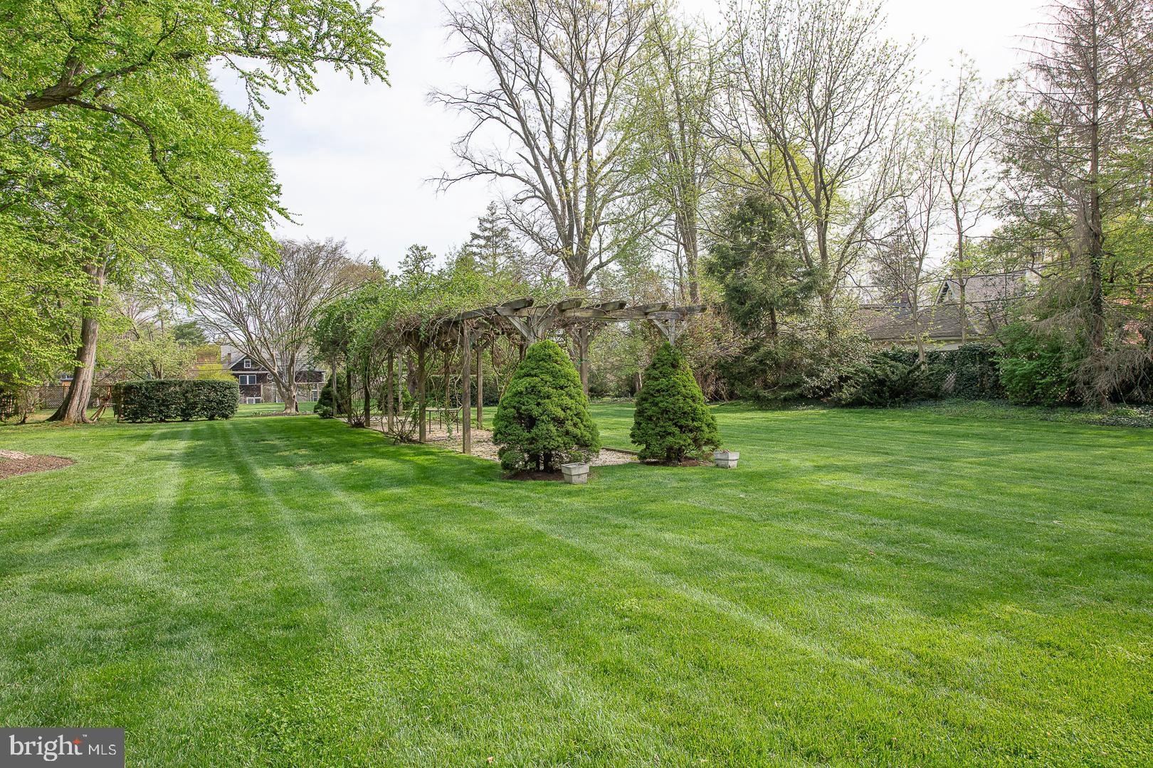 700 HAZELHURST AVENUE