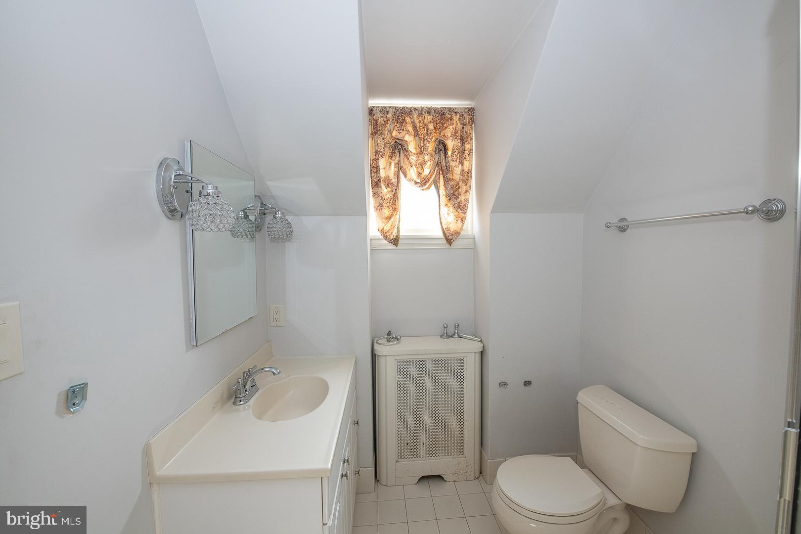 700 HAZELHURST AVENUE