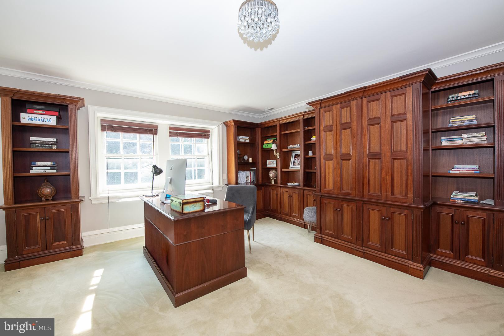 700 HAZELHURST AVENUE