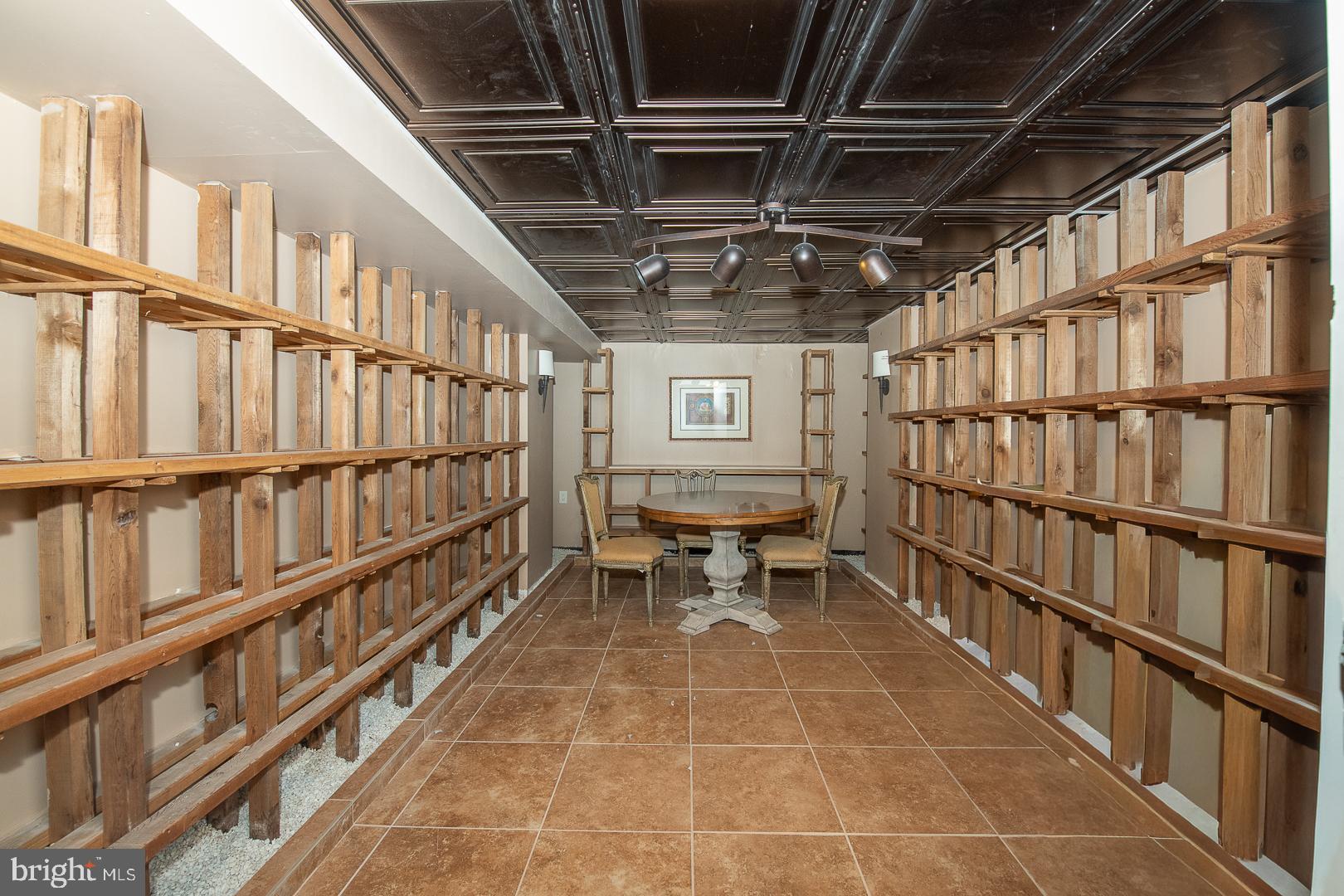 700 HAZELHURST AVENUE