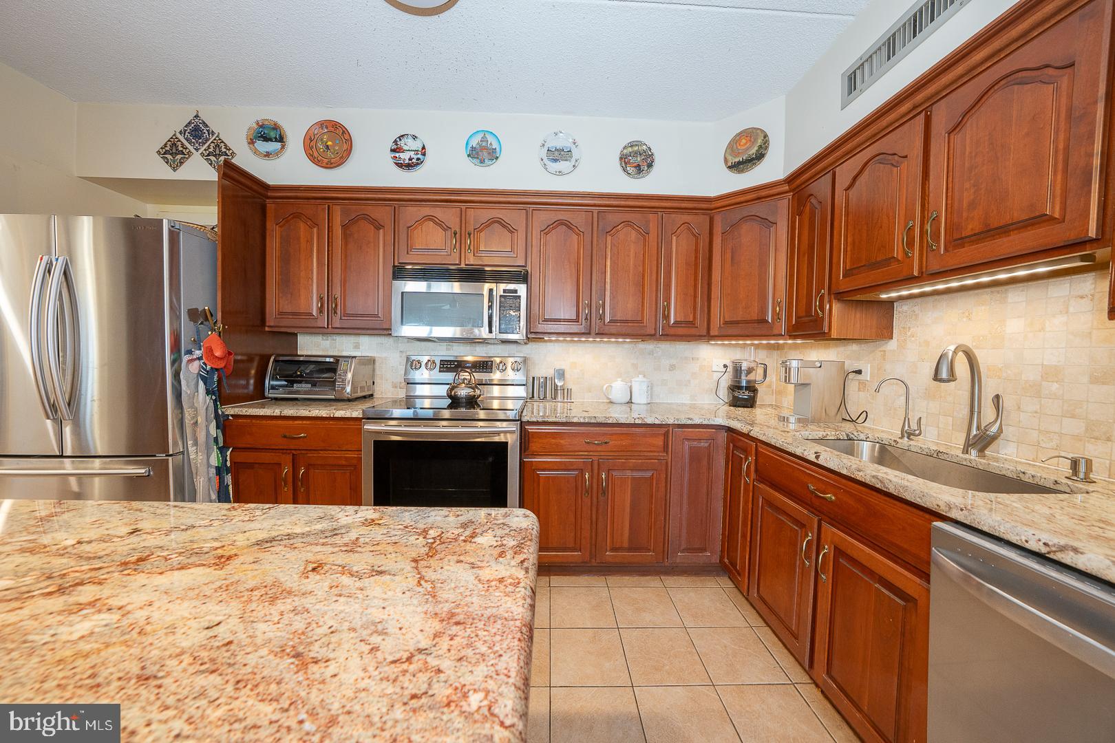 20925 VALLEY FORGE CIRCLE 925