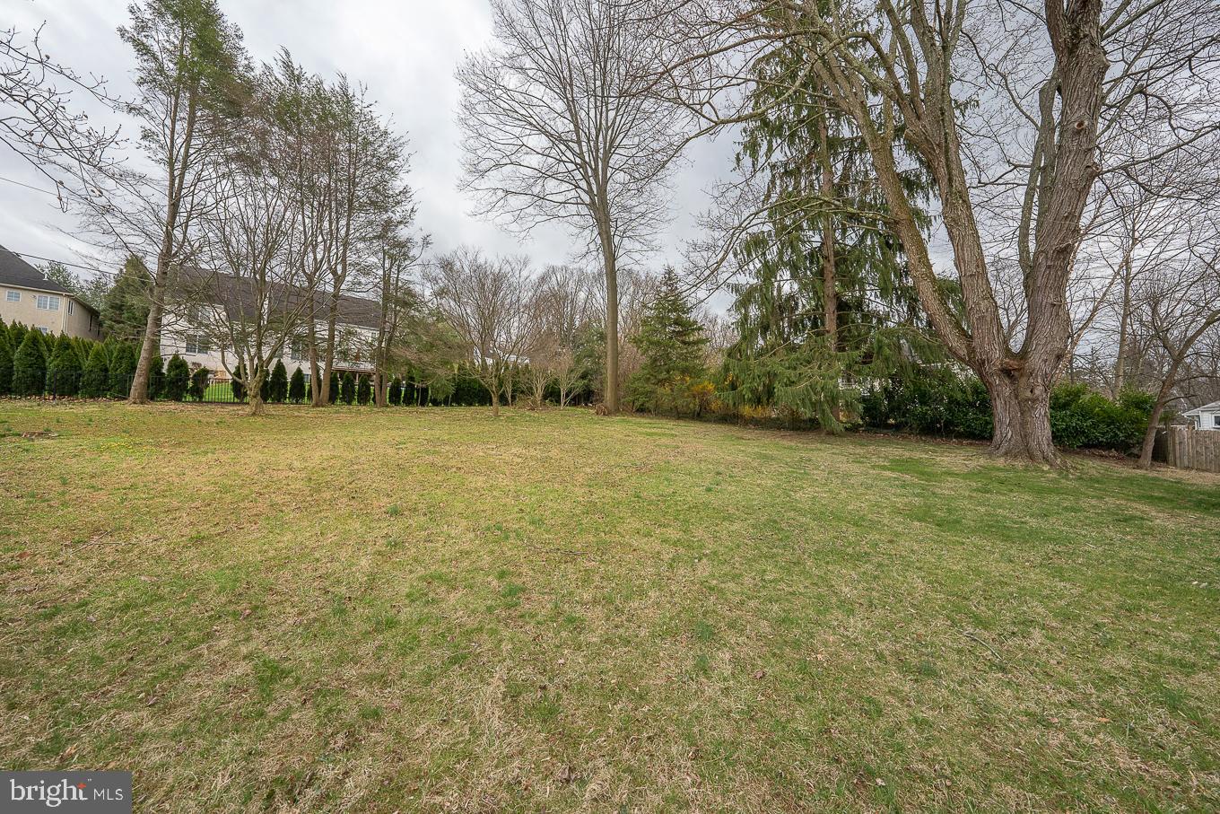 437 MEADOWCROFT ROAD