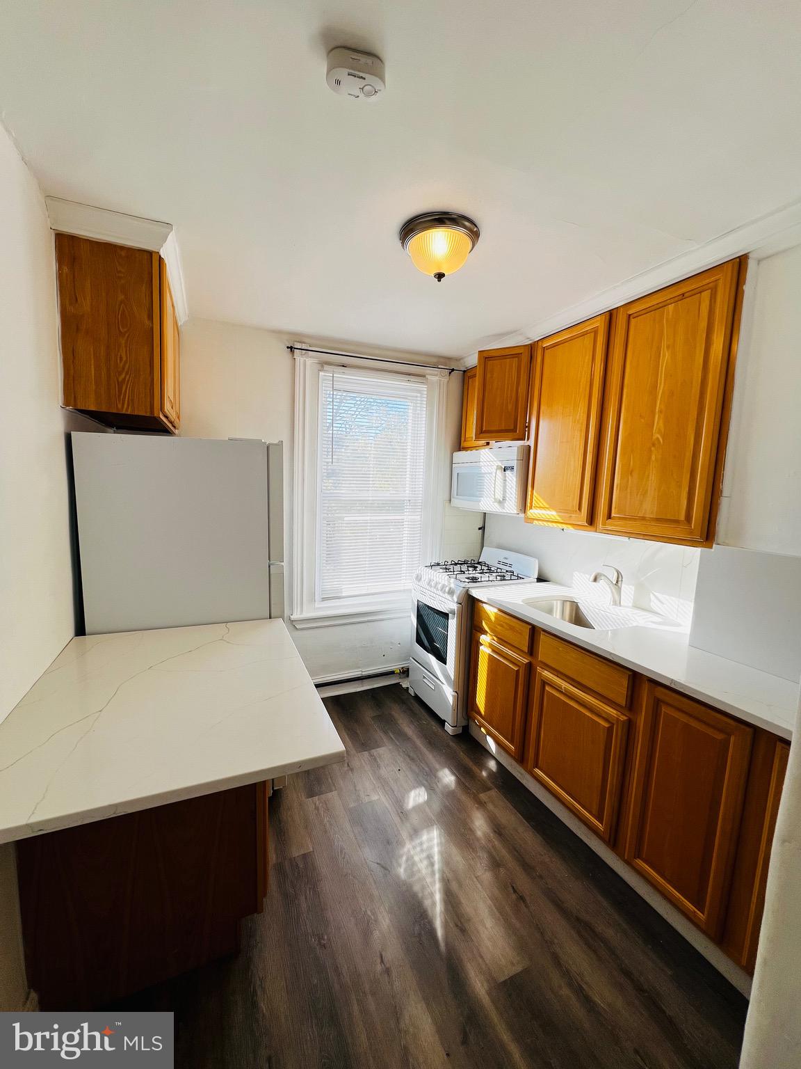 312 JEFFERSON AVENUE