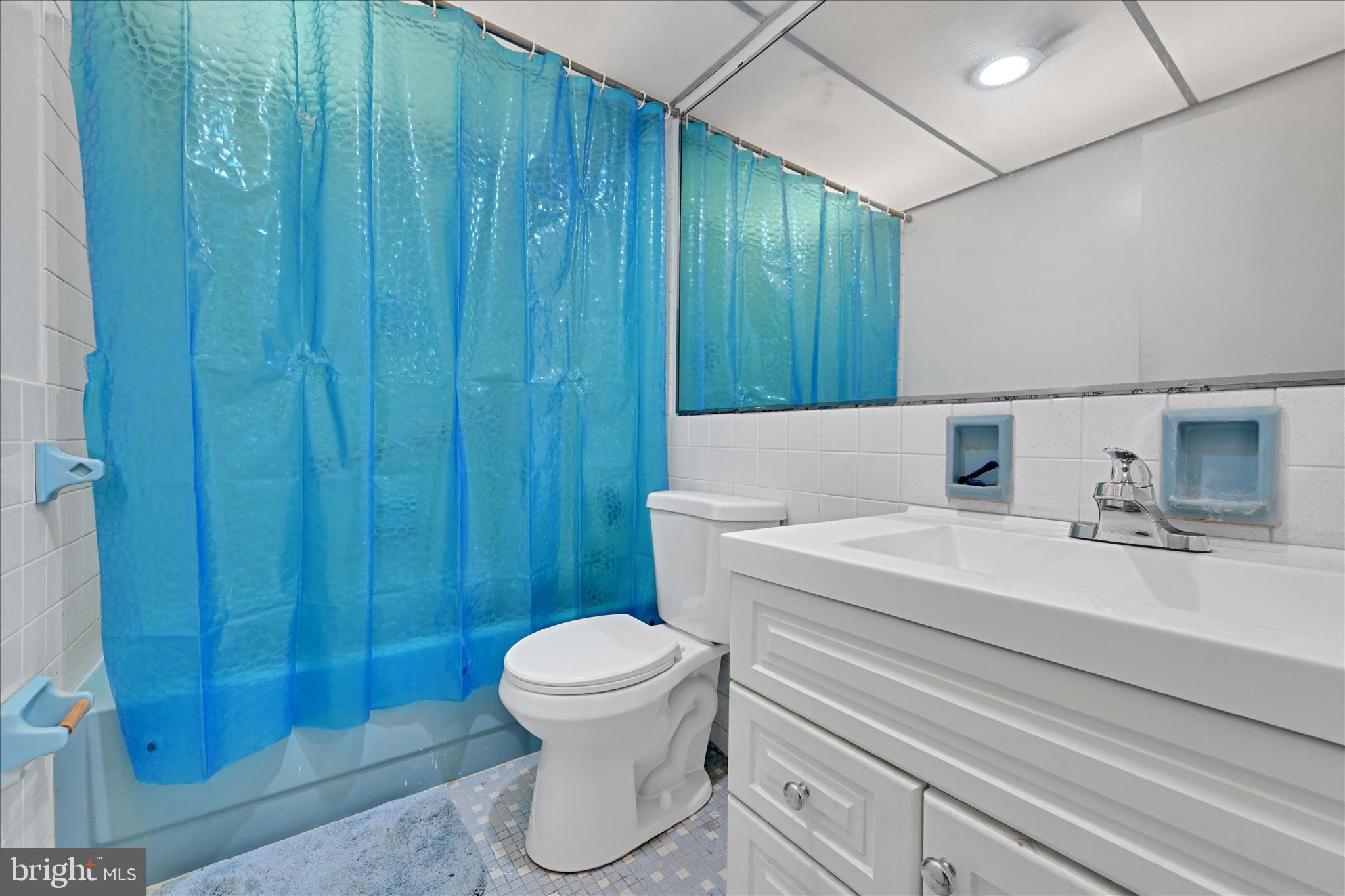 1001 CITY AVENUE WA-203