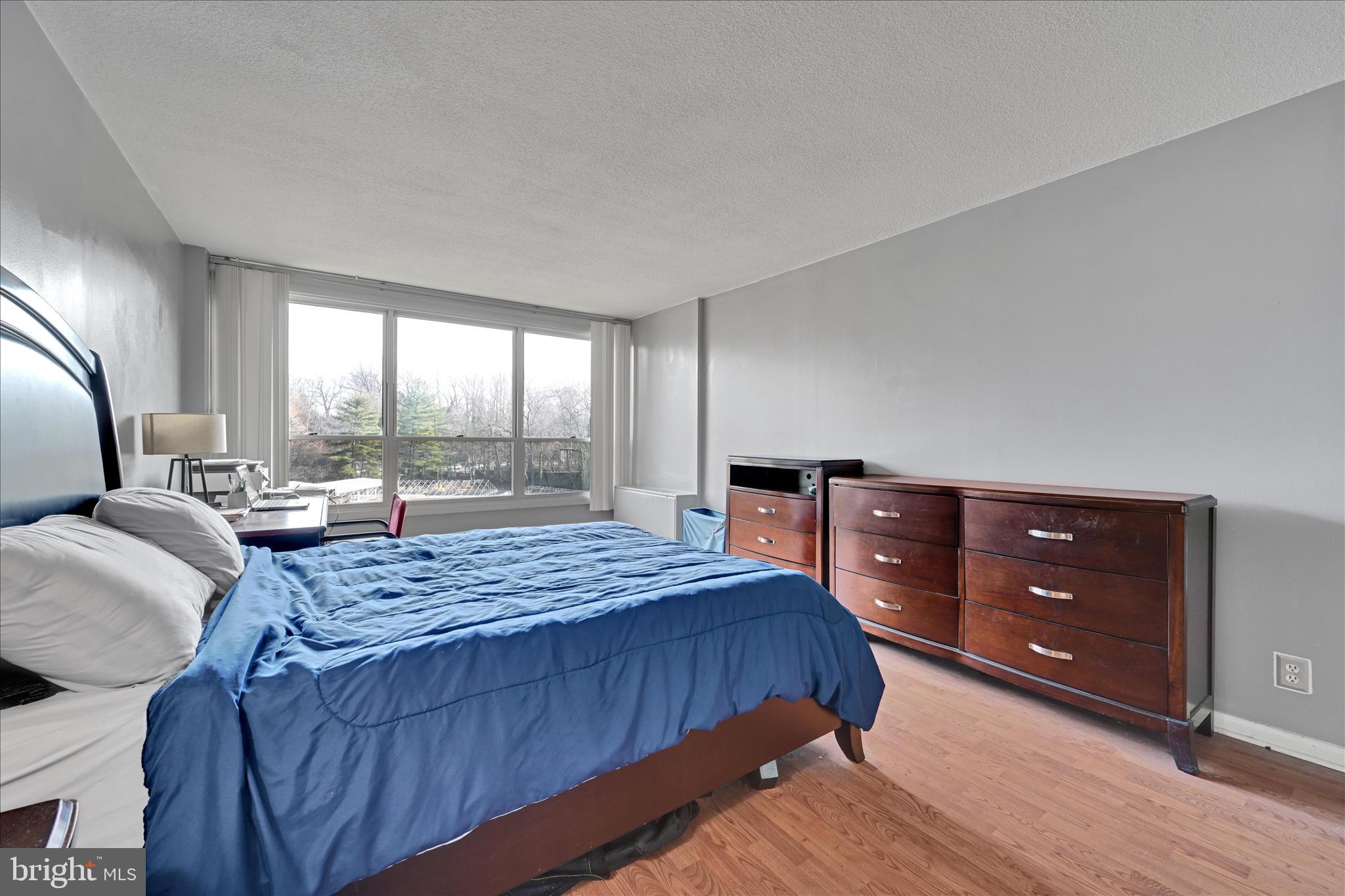 1001 CITY AVENUE WA-203