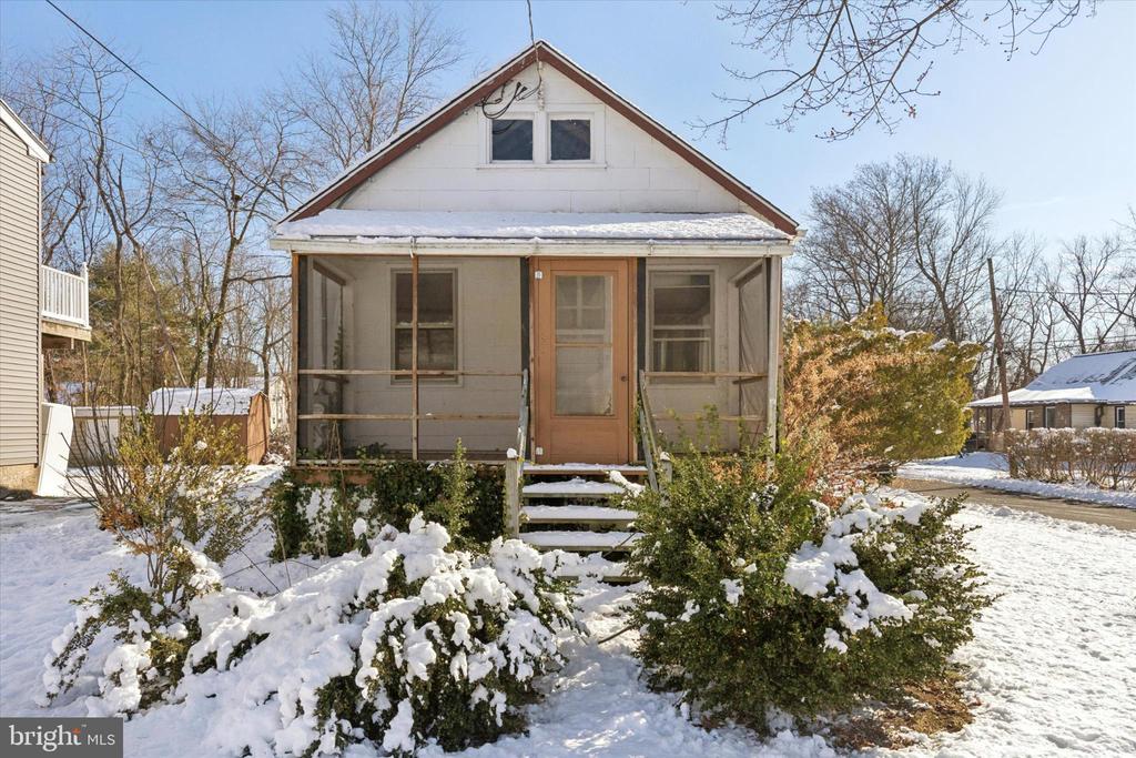 339 LAUREL AVENUE