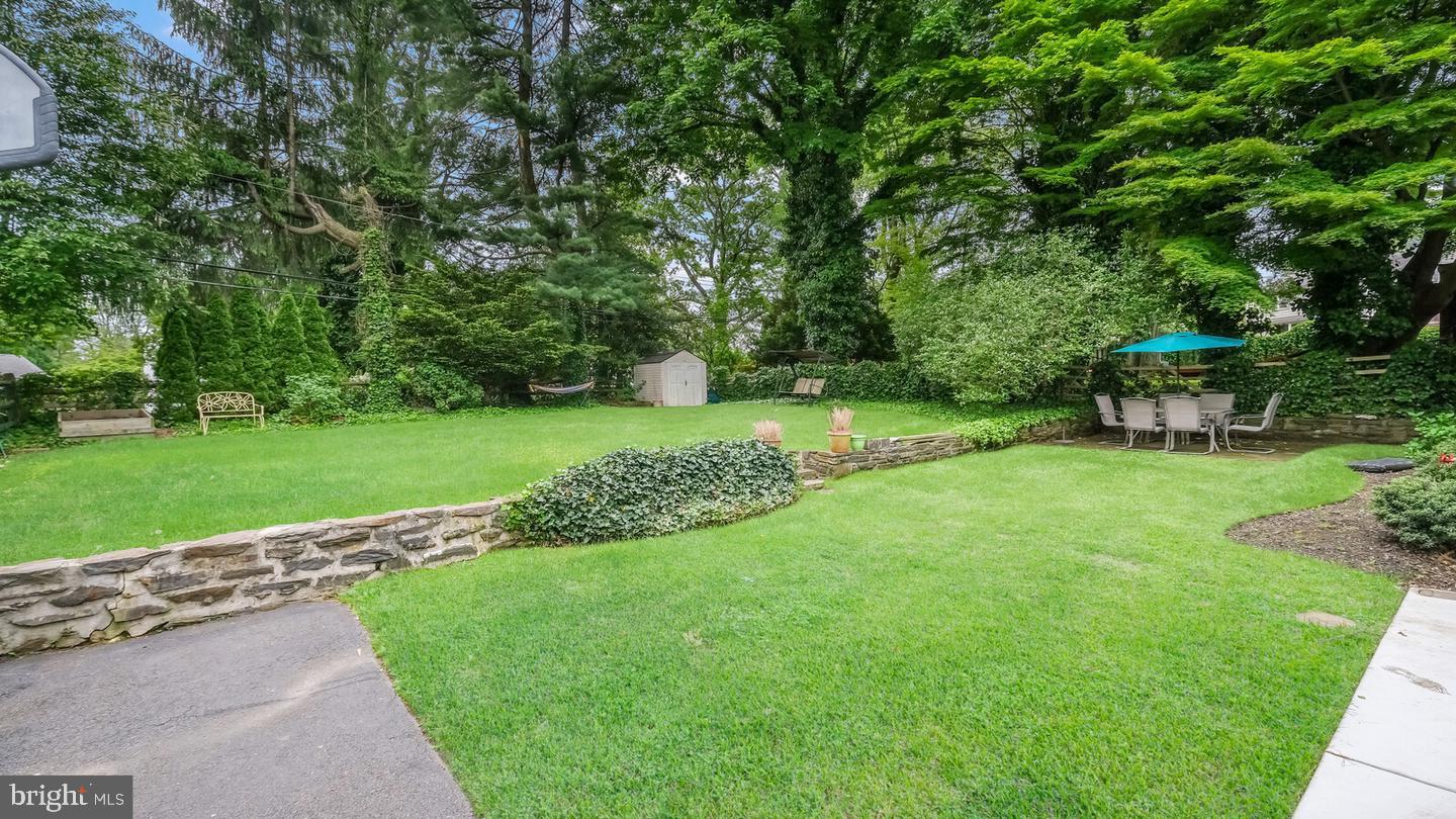 646 GREEN BRIAR ROAD