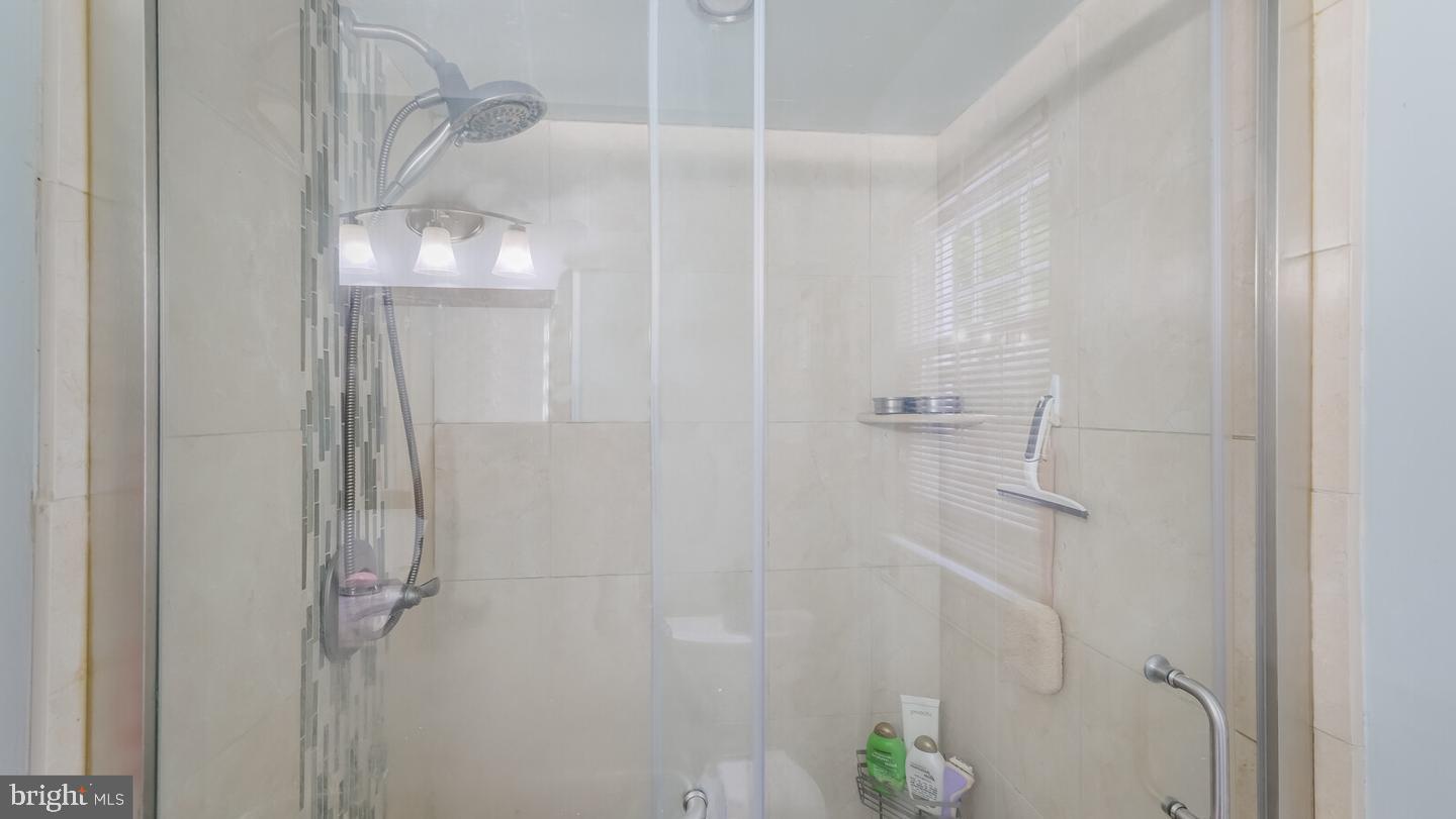 646 GREEN BRIAR ROAD