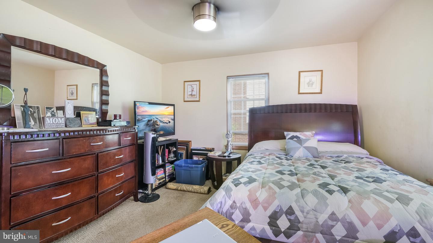 646 GREEN BRIAR ROAD