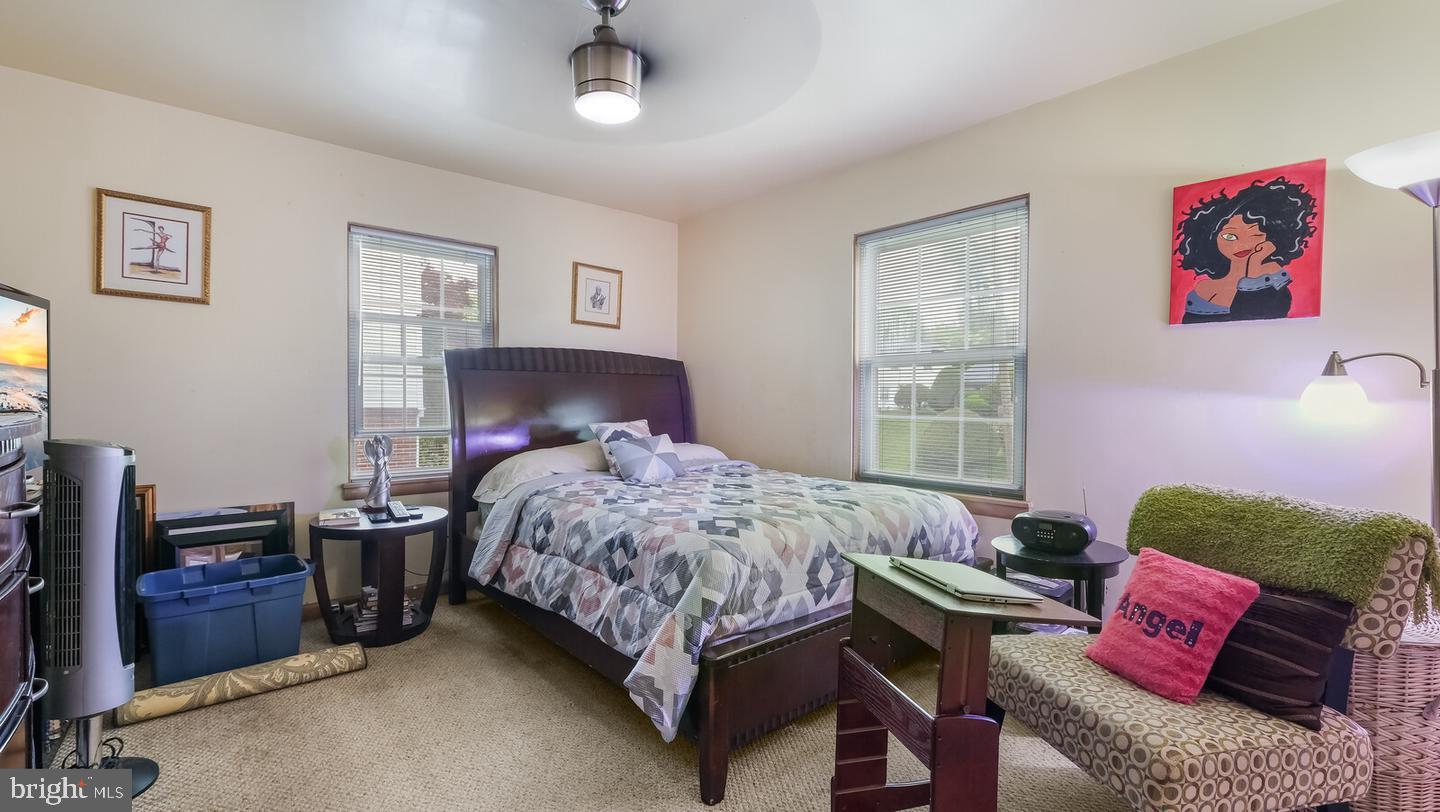 646 GREEN BRIAR ROAD