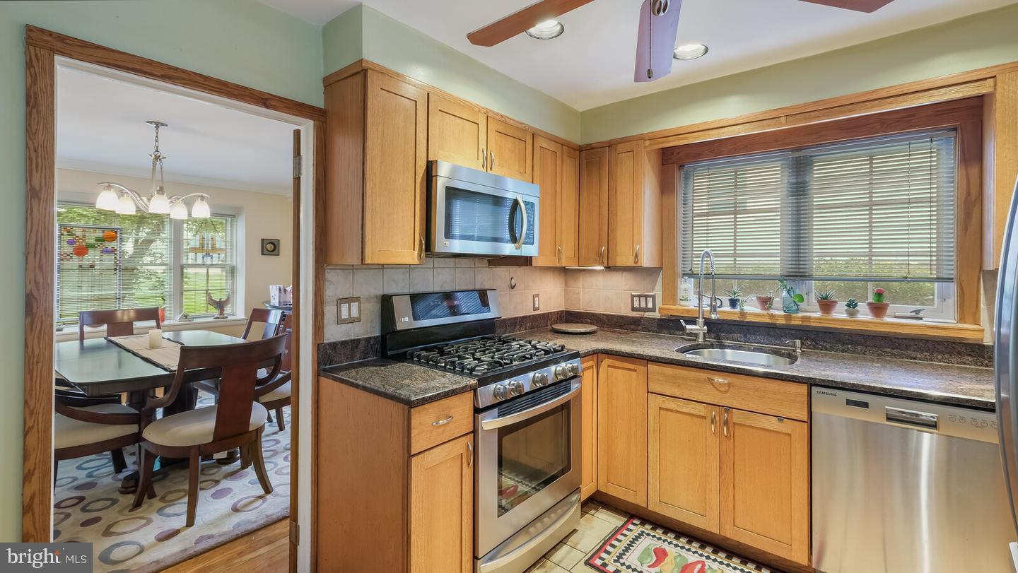 646 GREEN BRIAR ROAD