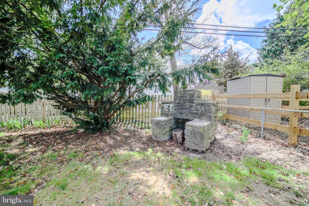 128 HENLEY ROAD
