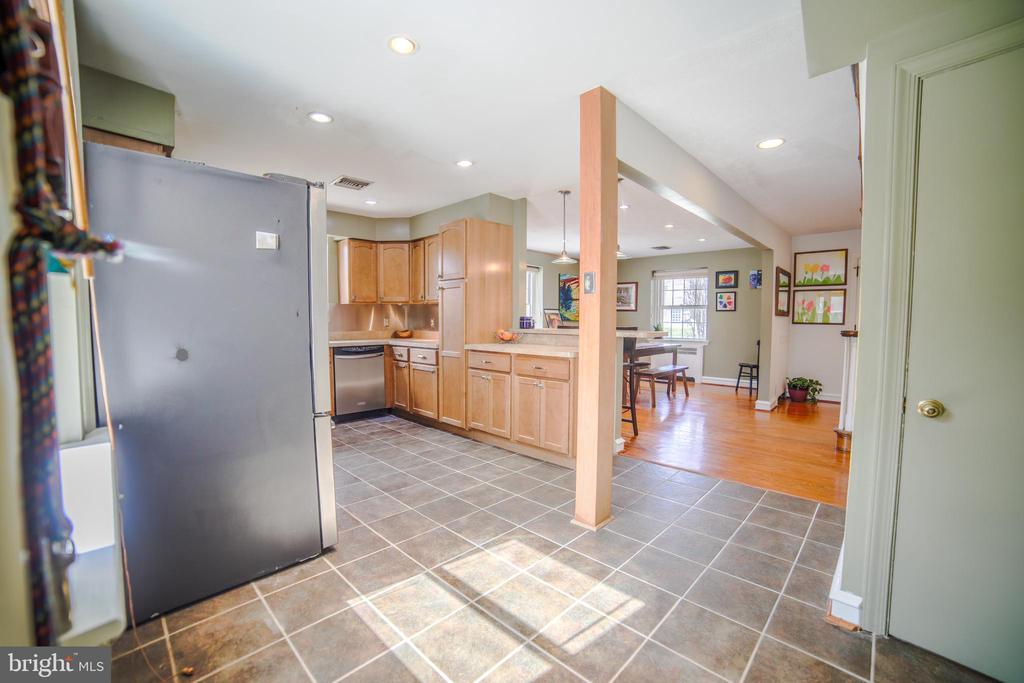 128 HENLEY ROAD