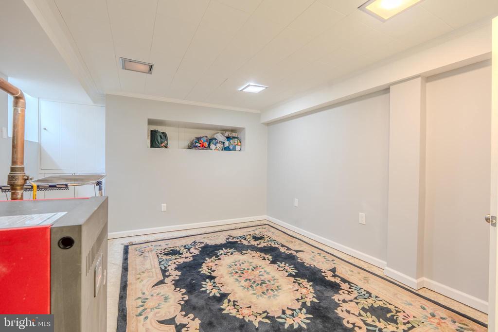 128 HENLEY ROAD