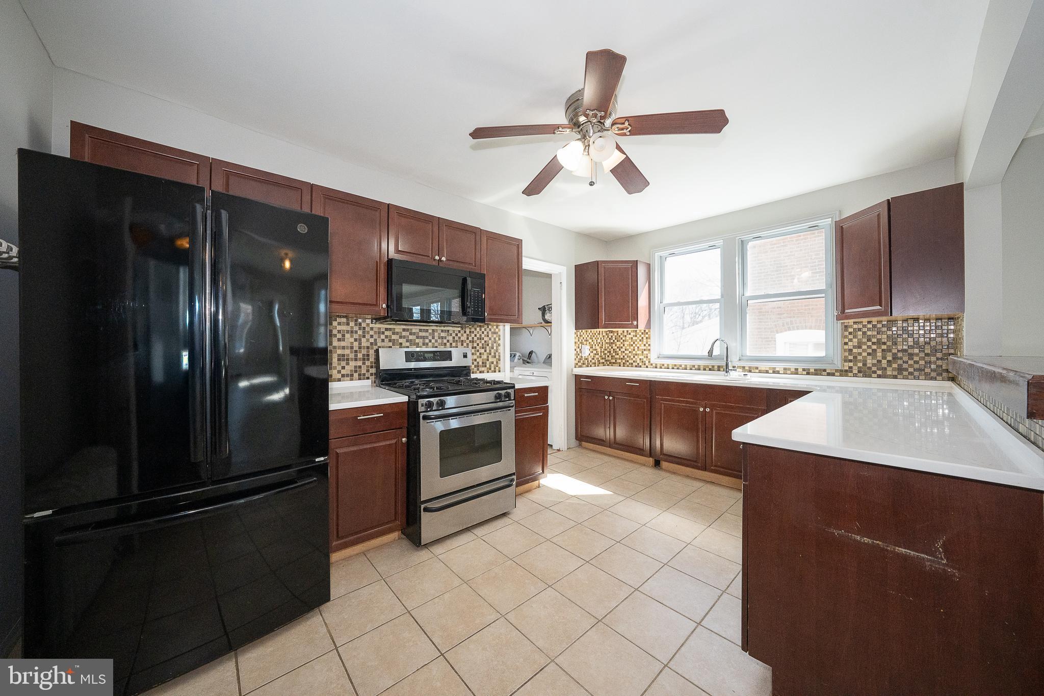 133 JEFFERSON AVENUE