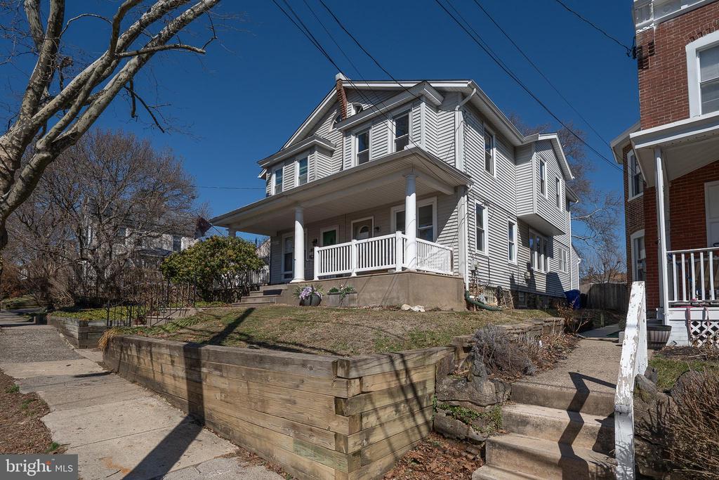 133 JEFFERSON AVENUE