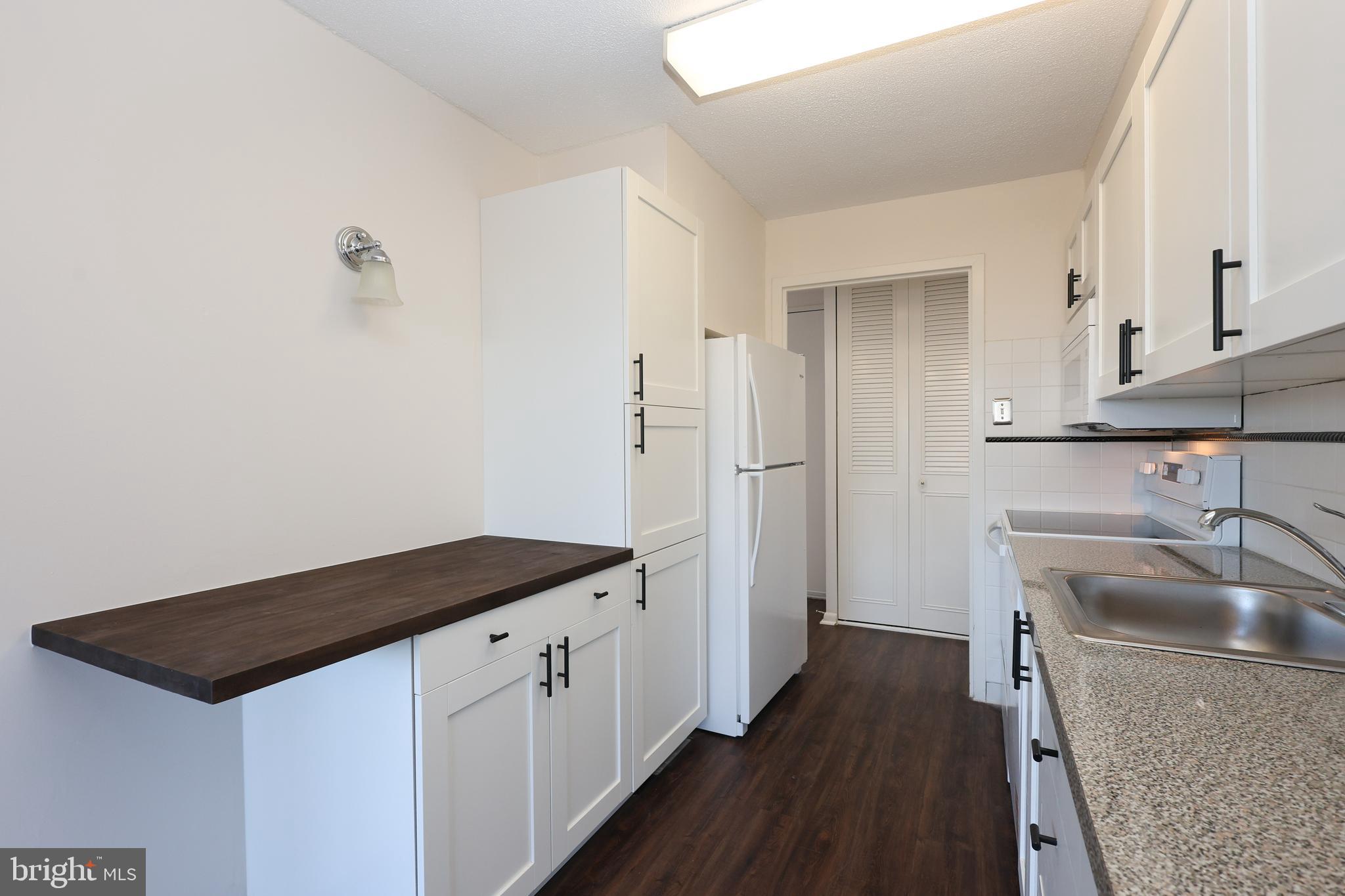 1001 CITY AVENUE EC-911