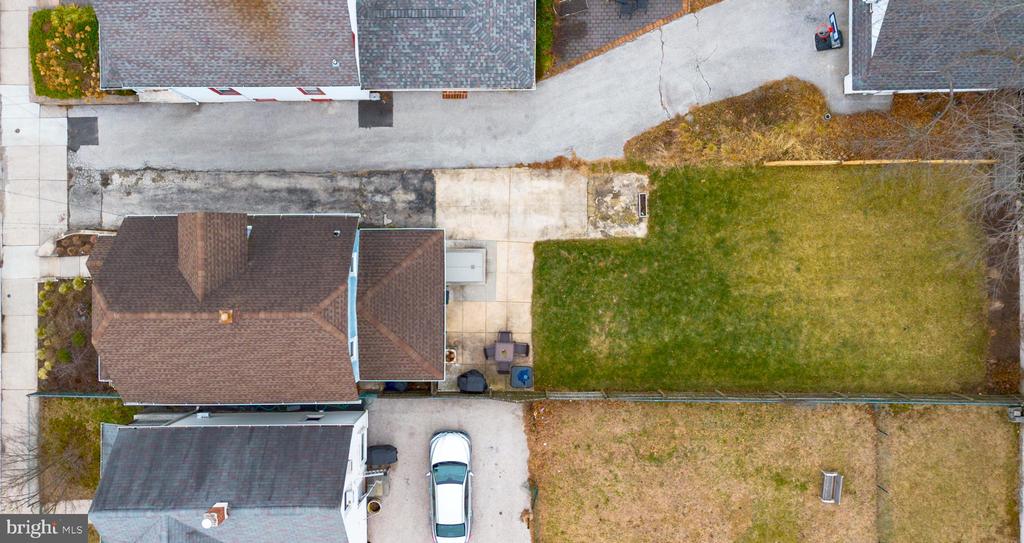 315 W SPRING AVENUE