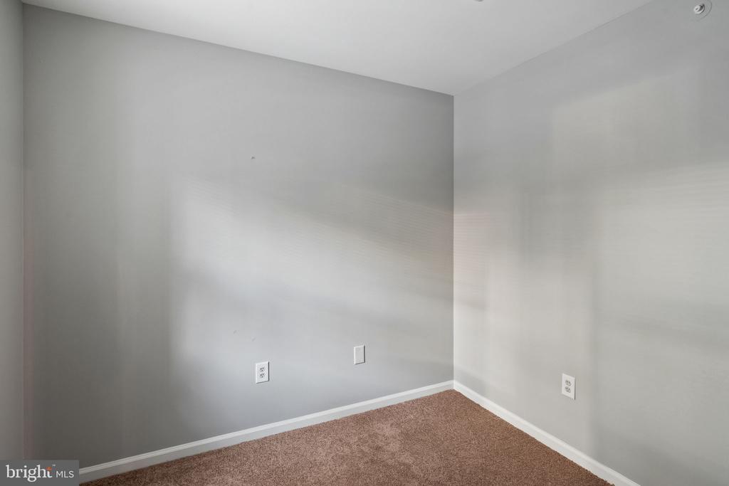 237 MONTGOMERY AVENUE 1-L