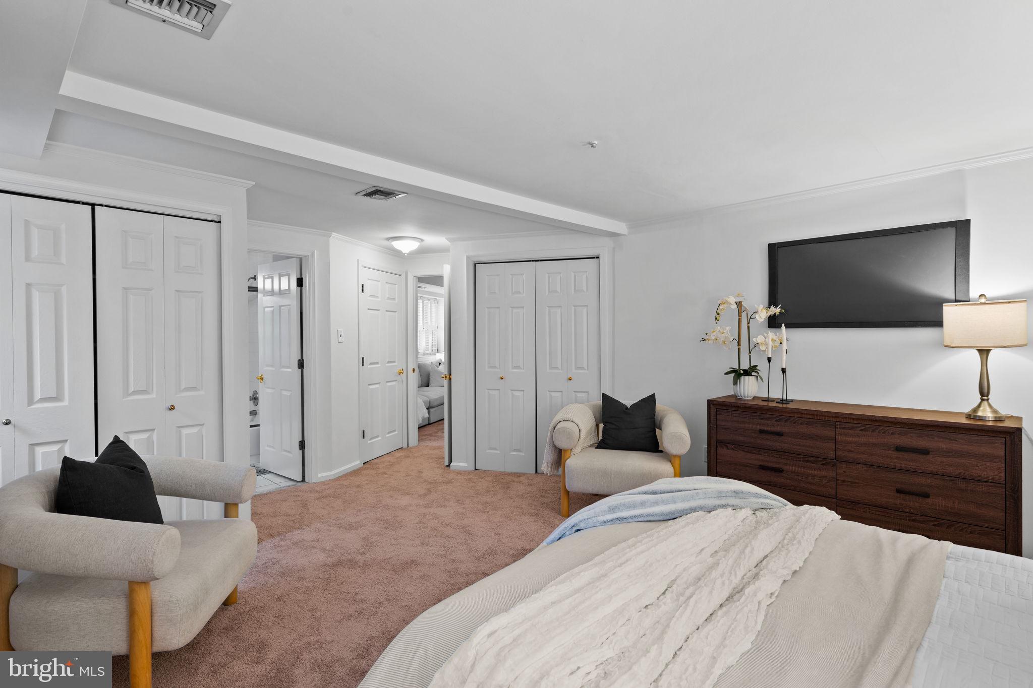 237 MONTGOMERY AVENUE 1-L