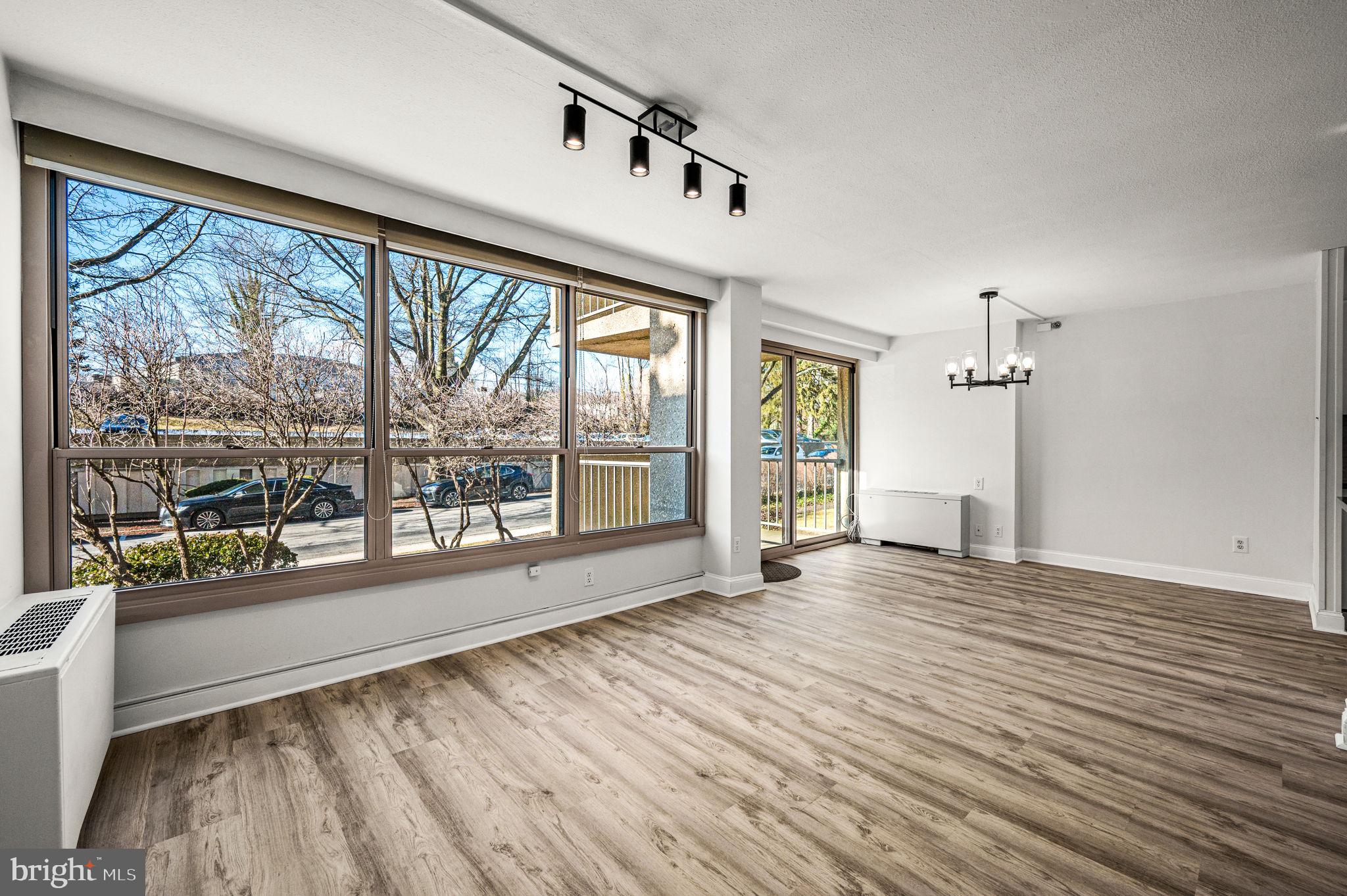 1001 CITY AVENUE W-113