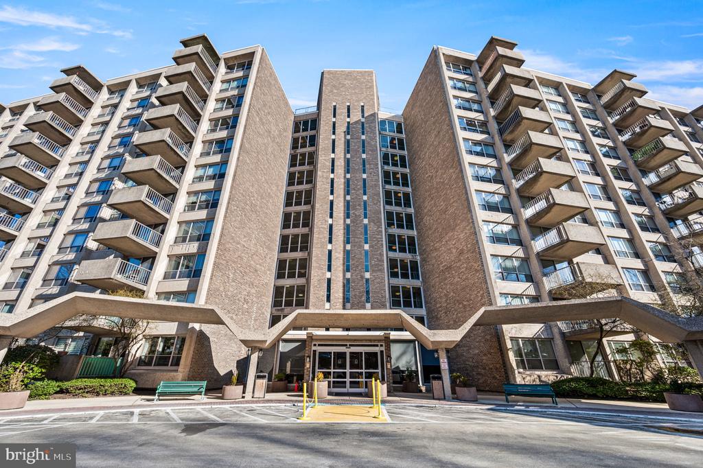 1001 CITY AVENUE W-113