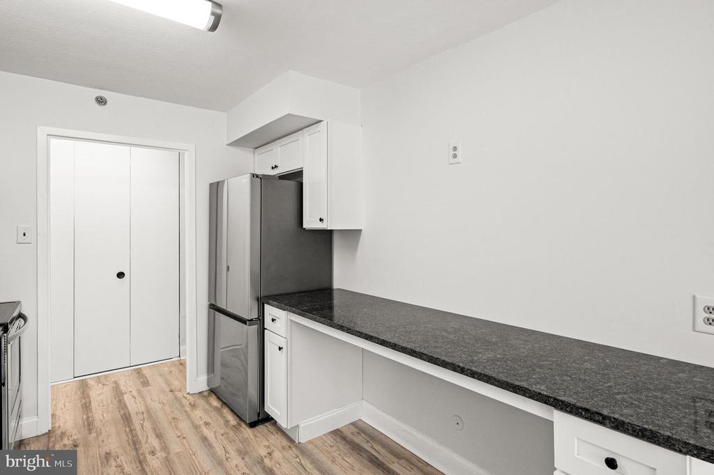 1001 CITY AVENUE W-113