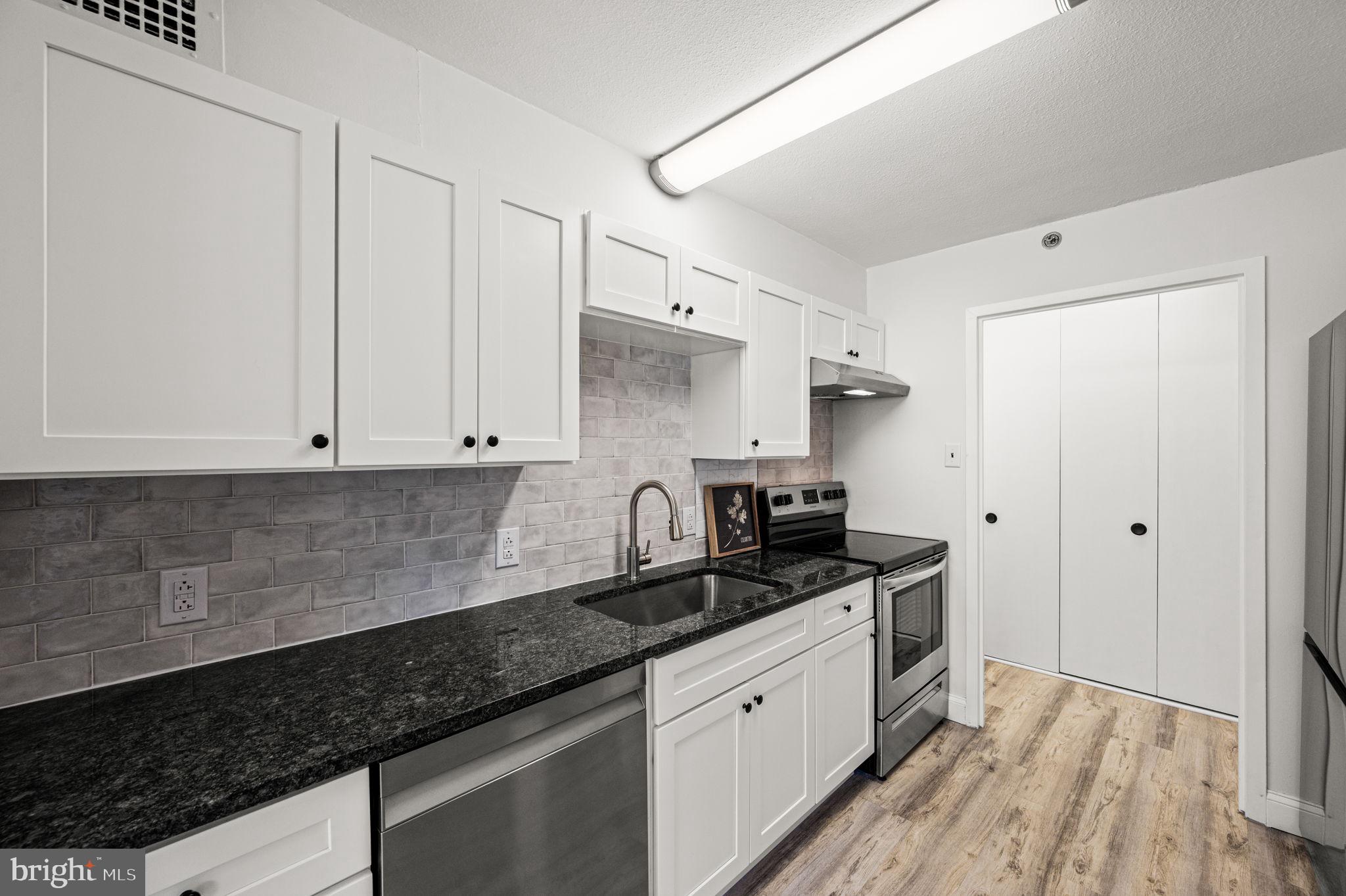 1001 CITY AVENUE W-113