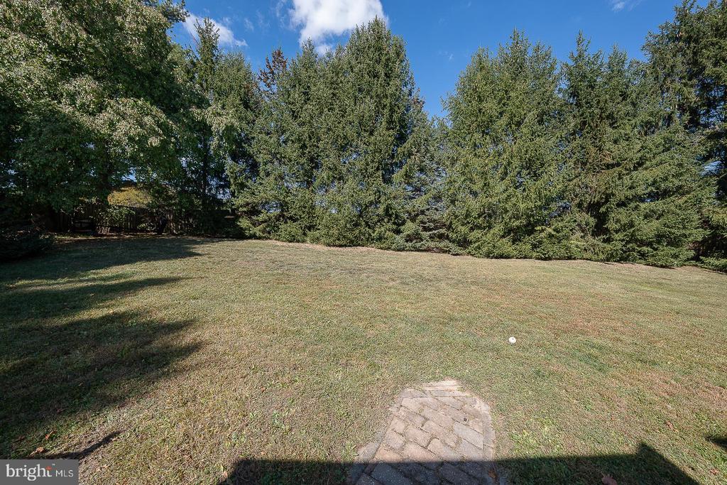 1288 BOBARN DRIVE
