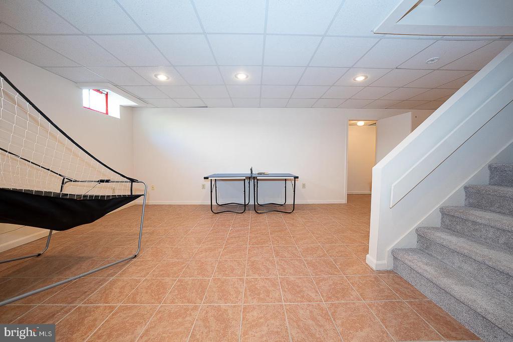 1288 BOBARN DRIVE